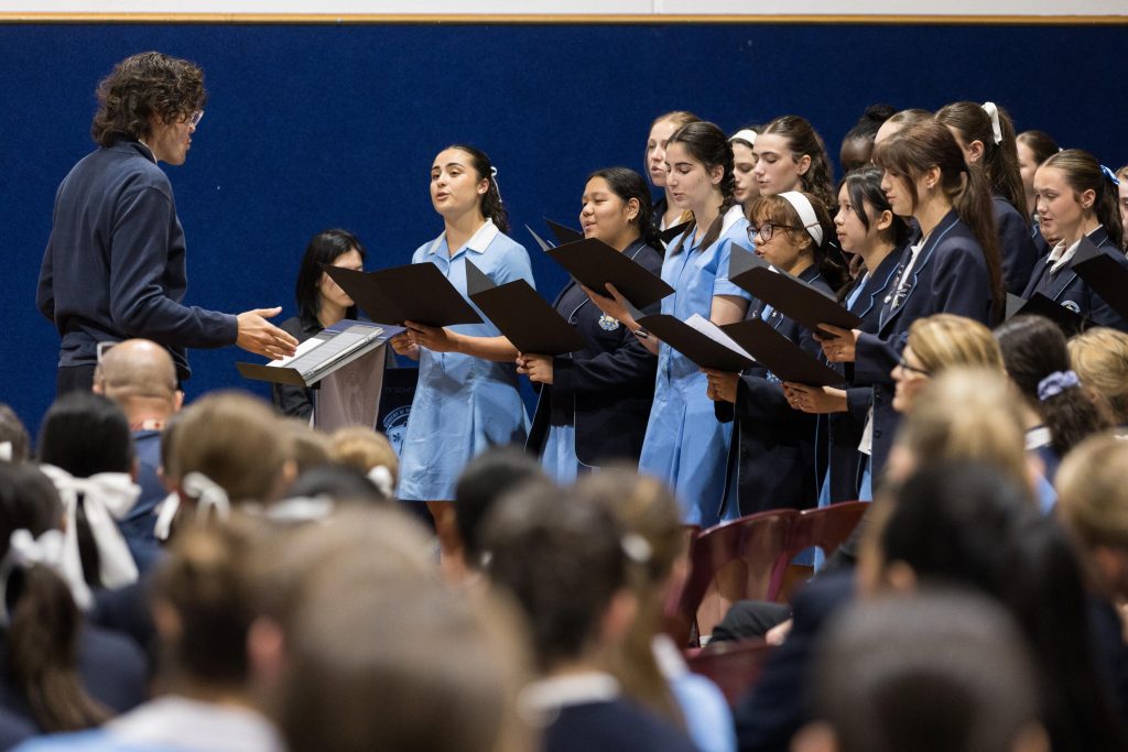 Academy Of Mary Immaculate